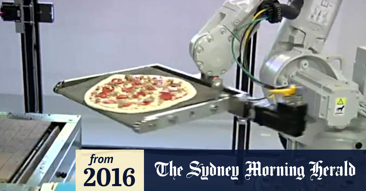 Video These robots make pizza